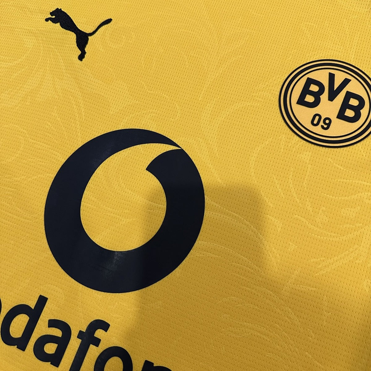 Jersey Borussia Dortmund 2025-26 Local amarillo, foto 3 de 8