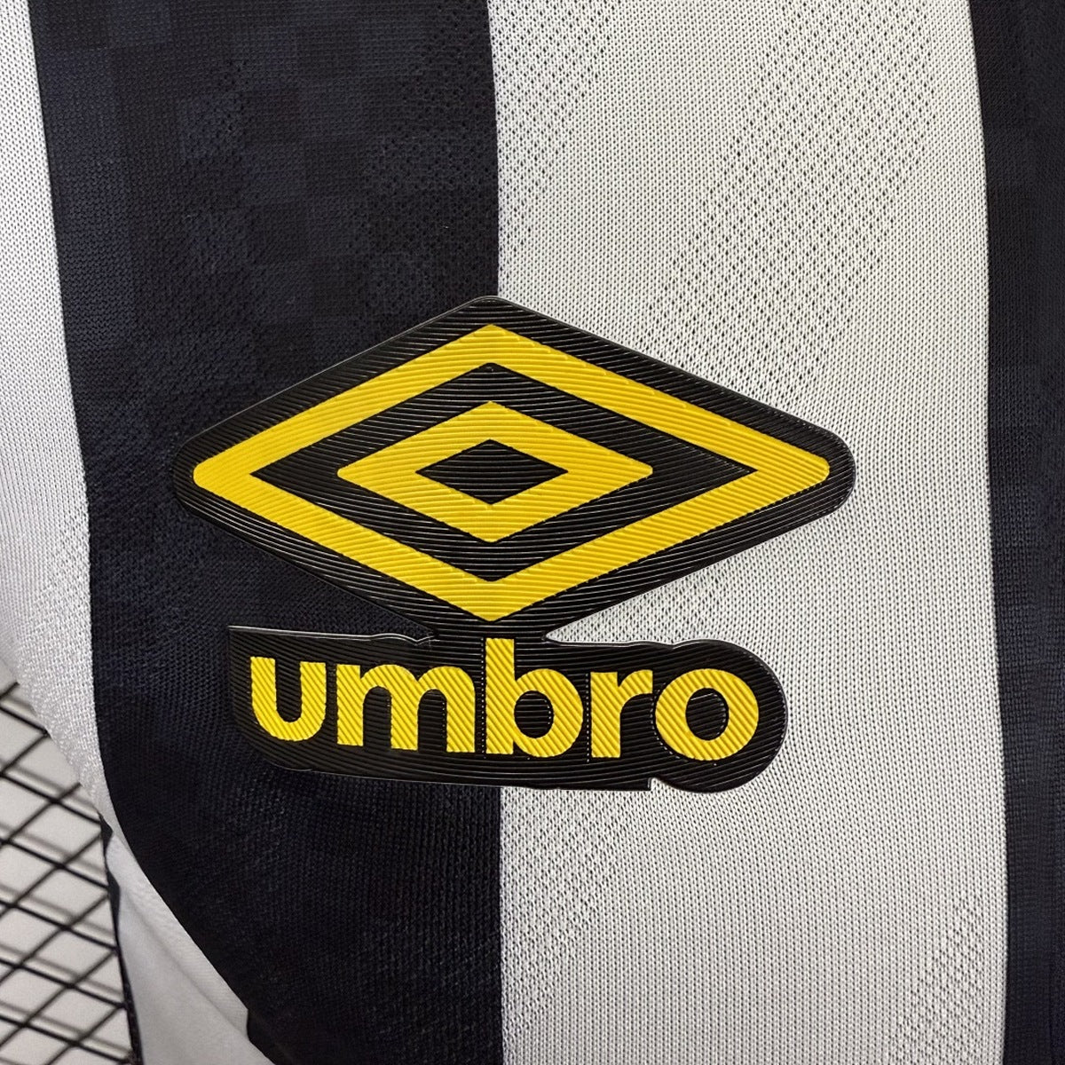 Jersey Santos do Brasil FC 2025-26 Visitante negro, foto 4 de 9