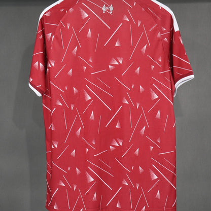 Jersey Liverpool 2026-27 Local rojo, foto 3 de 5
