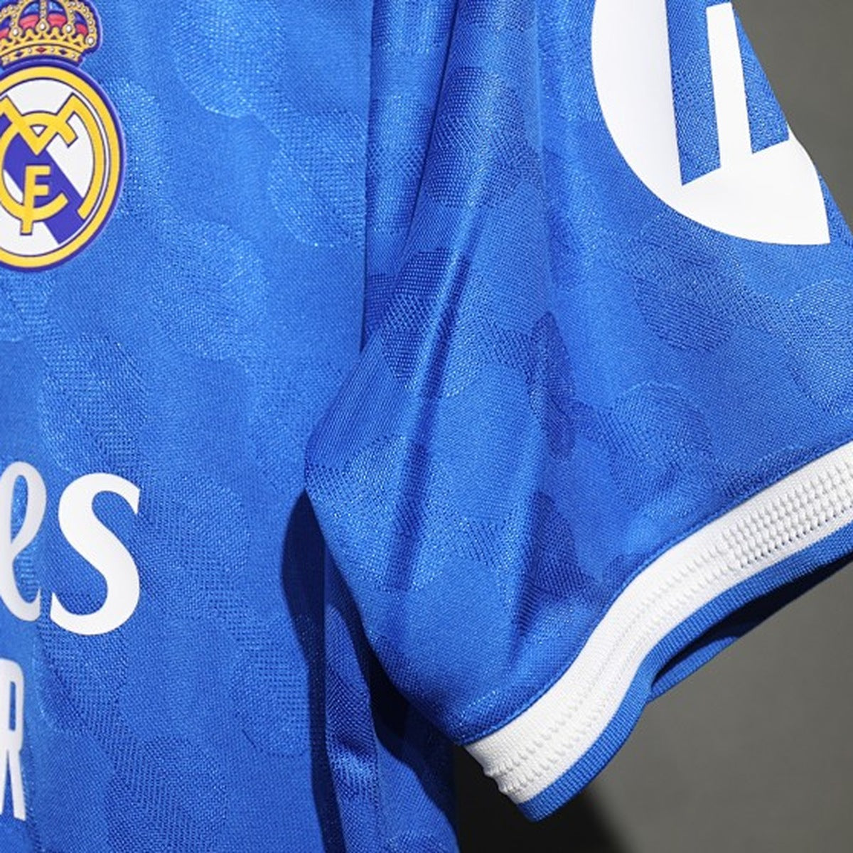 Jersey Real Madrid 2025-26 Tercero azul, foto 4 de 8