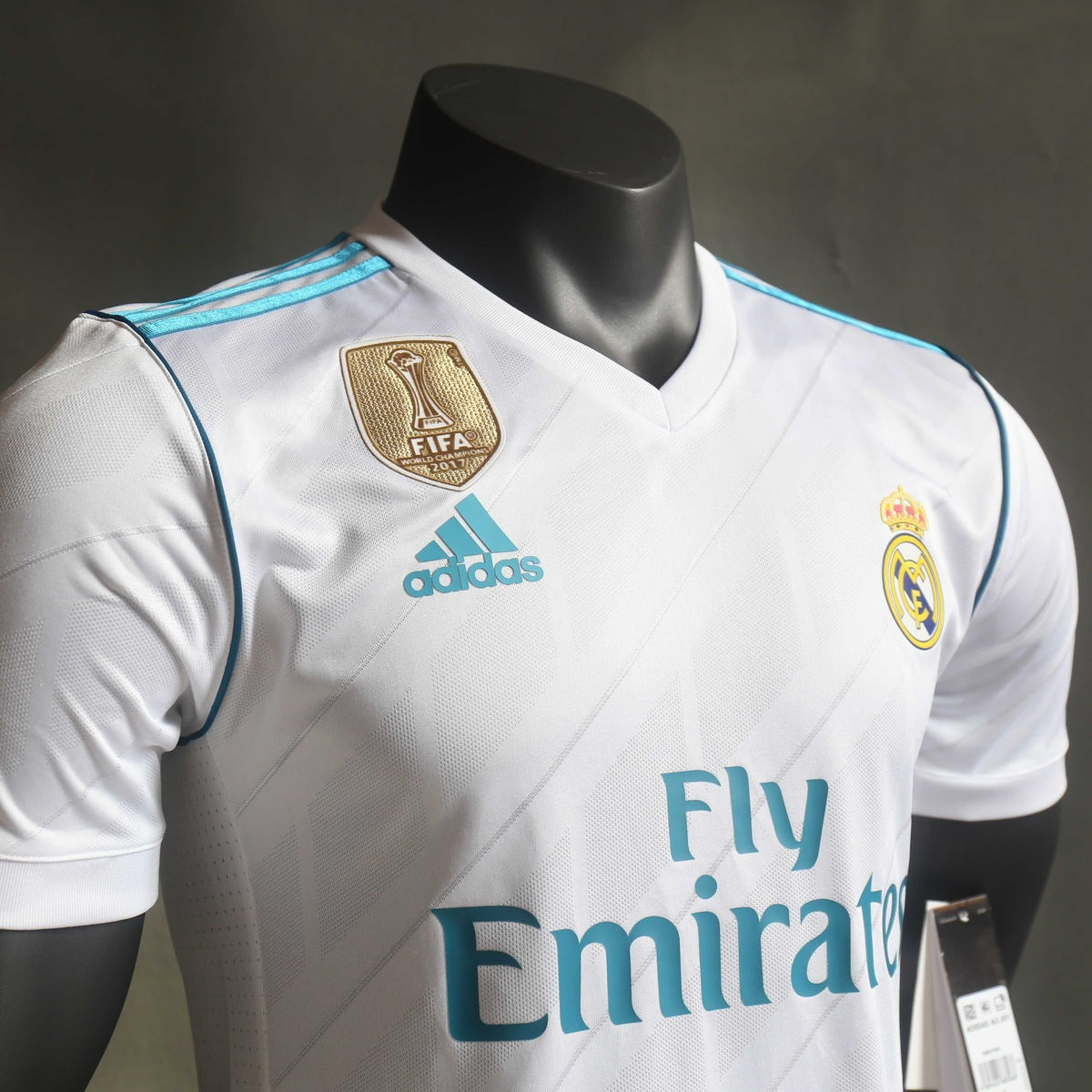 Jersey Real Madrid 2017-18 Local blanco, foto 4 de 8