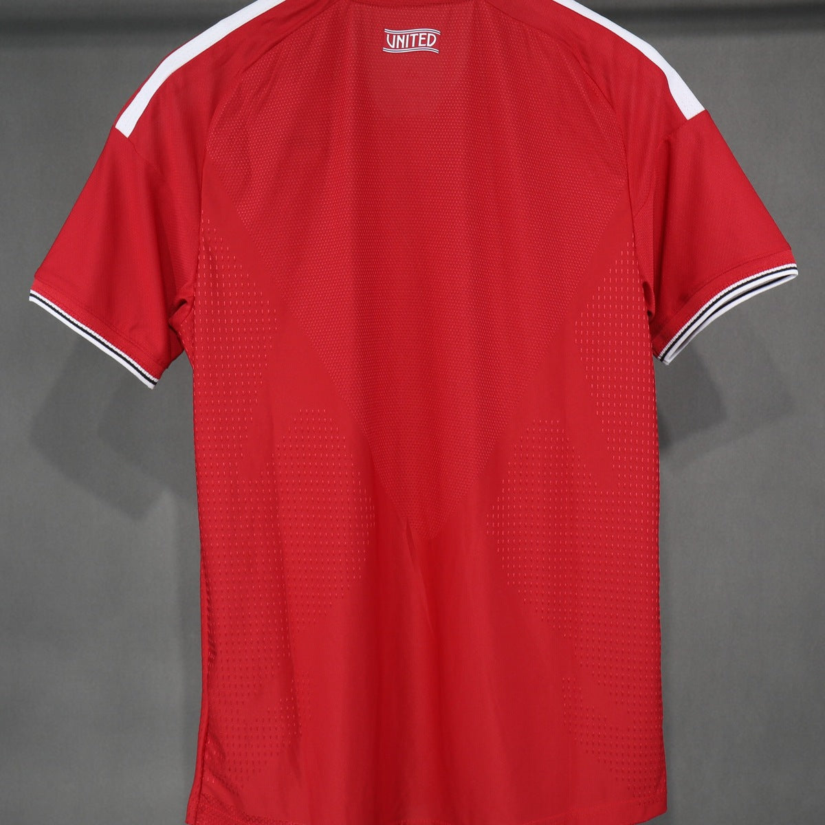 Jersey Manchester United 2026-27 Local rojo, foto 3 de 8
