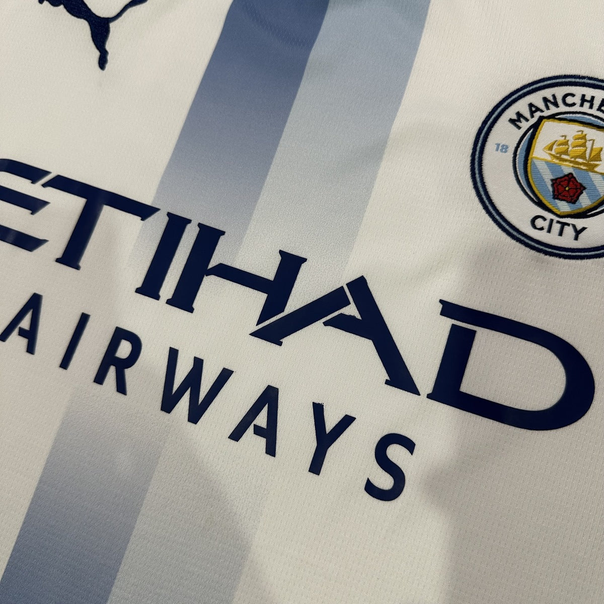Jersey Manchester City 2026-27 Tercero blanco, foto 3 de 8