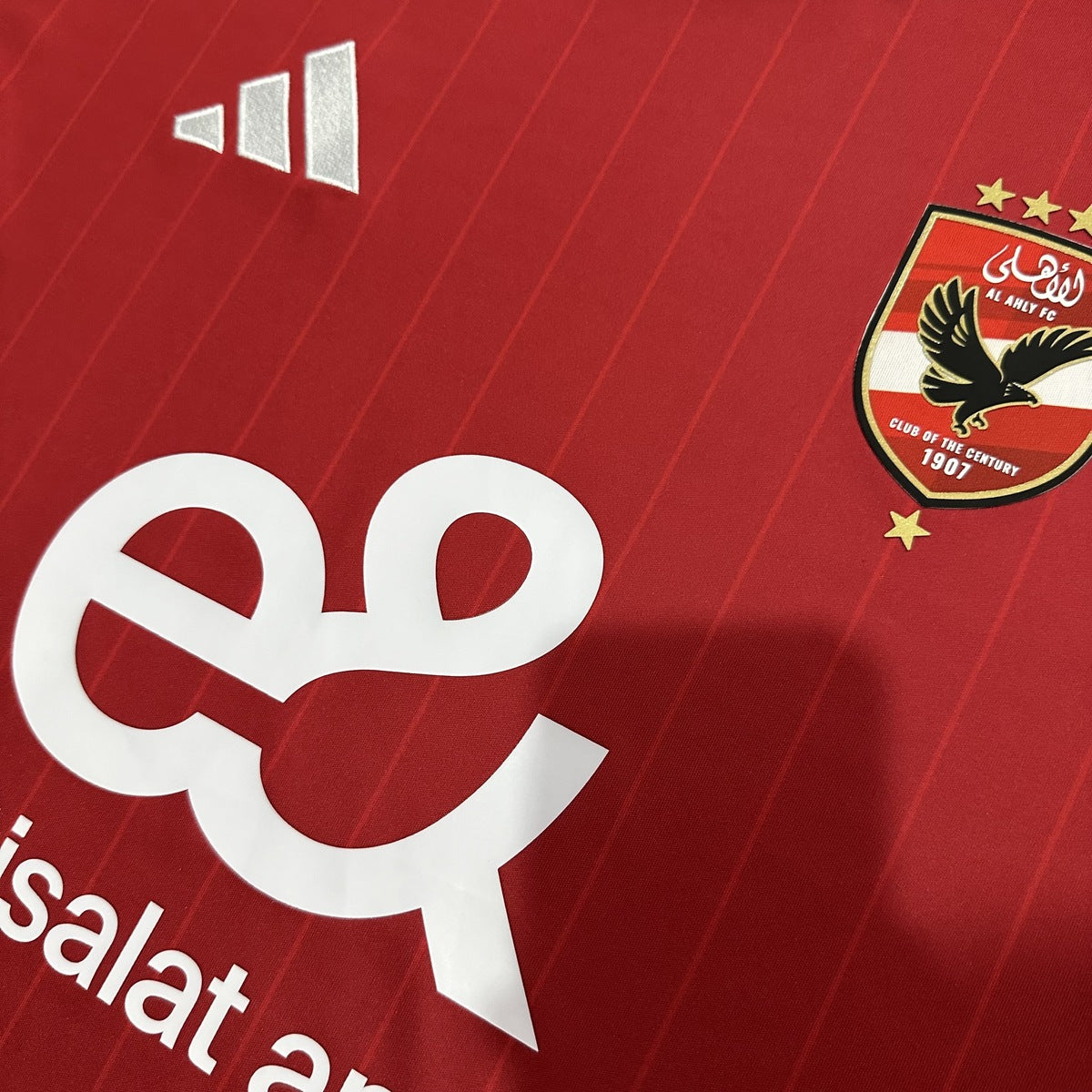 Jersey Al Ahly 2025-26 Local rojo, foto 3 de 7