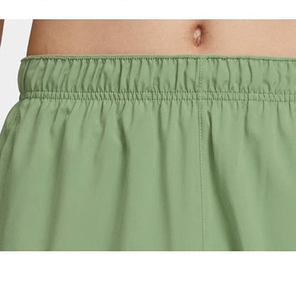 Short Nike Swoosh Grande, foto 2 de 3