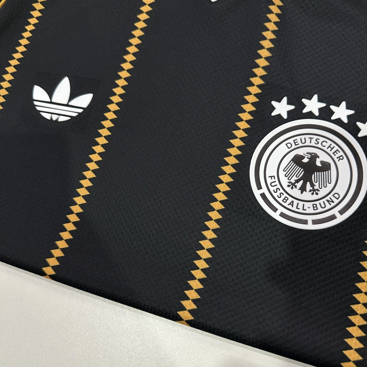 Jersey Alemania 2026 Tercero negro, foto 4 de 9