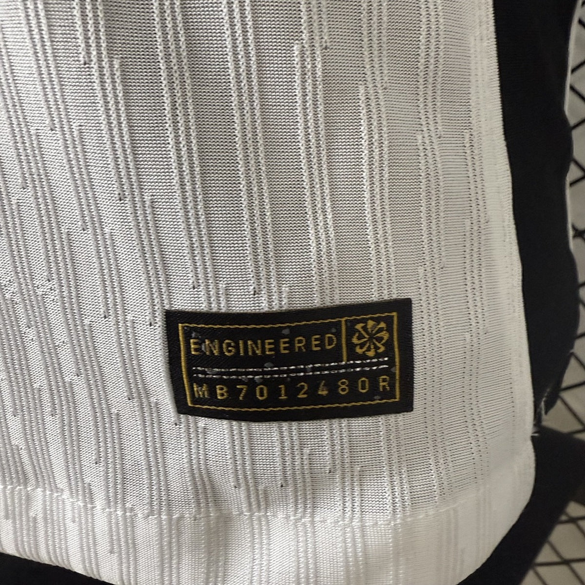 Jersey Corinthians 2025-26 Local blanco, foto 4 de 10