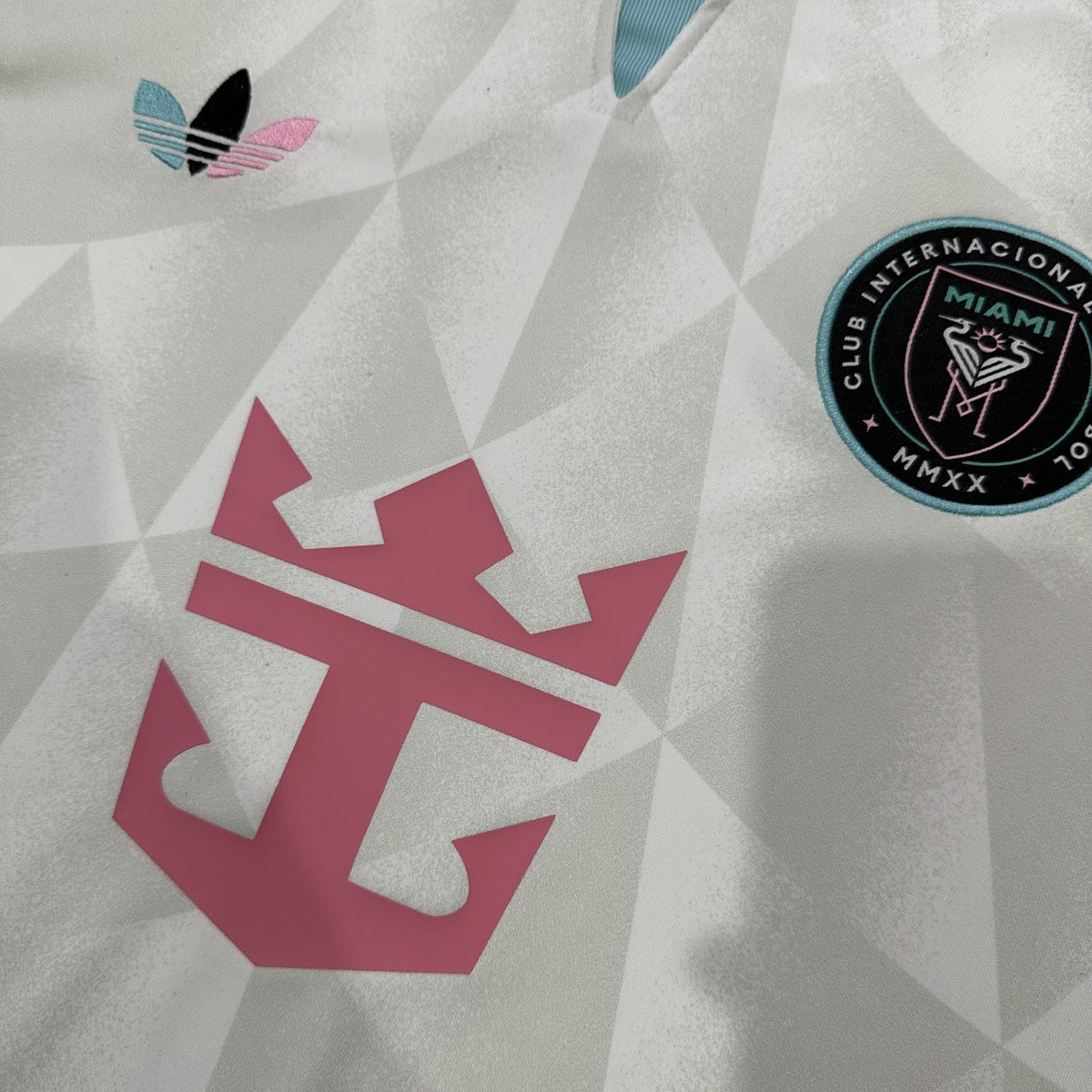 Jersey Inter Miami 2026-27 Tercero blanco, foto 3 de 8