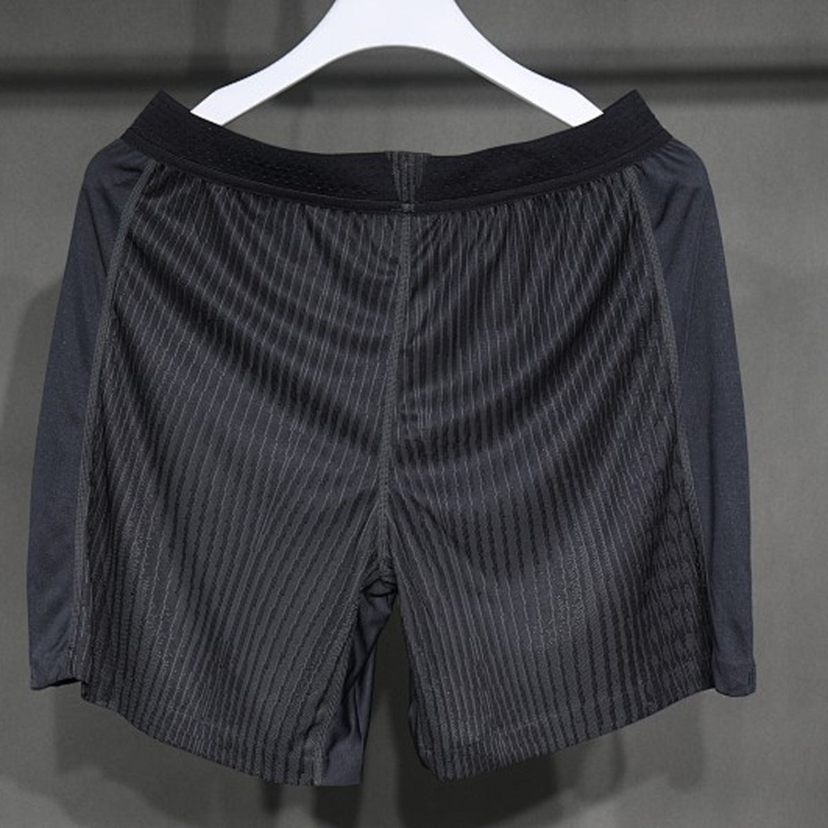 Short Paris Saint Germain Jordan 2025 Tercero negro, foto 2 de 4