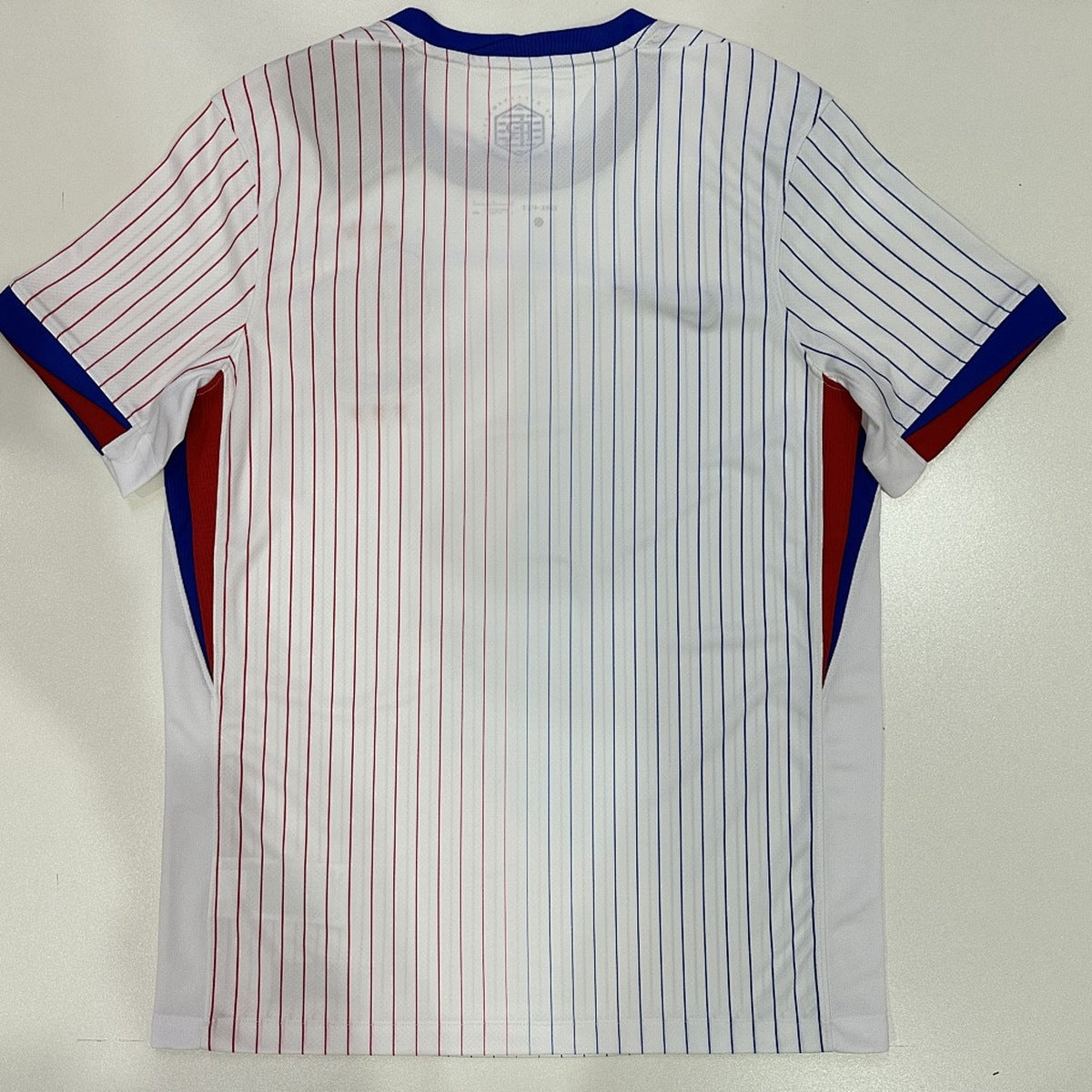 Jersey Francia 2024 Visitante blanco, foto 4 de 9