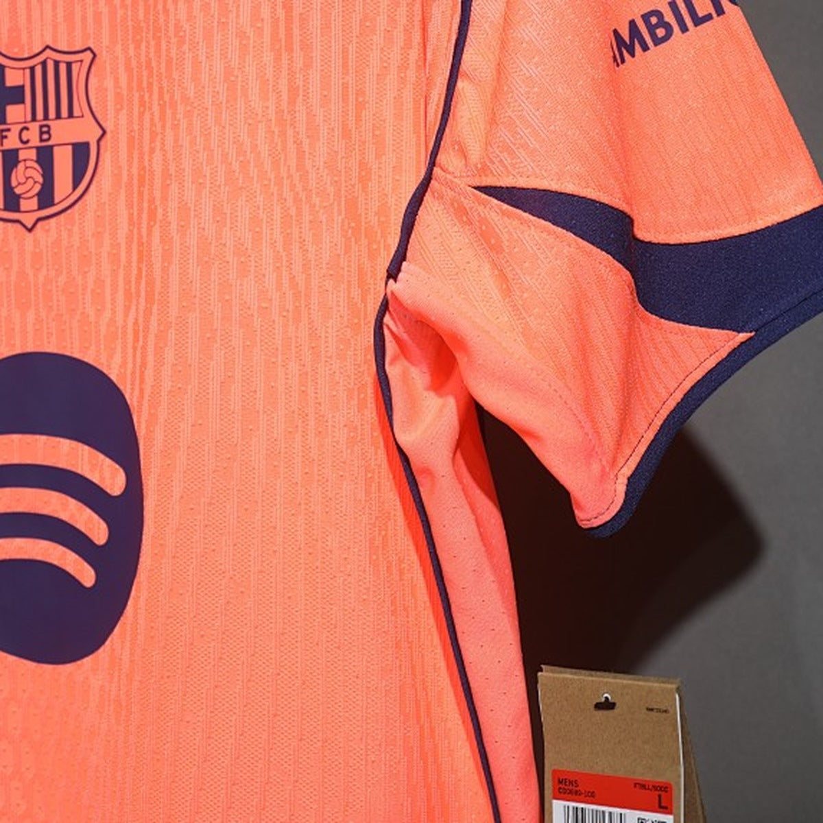 Jersey FC Barcelona 2025-26 Tercero naranja, foto 3 de 6