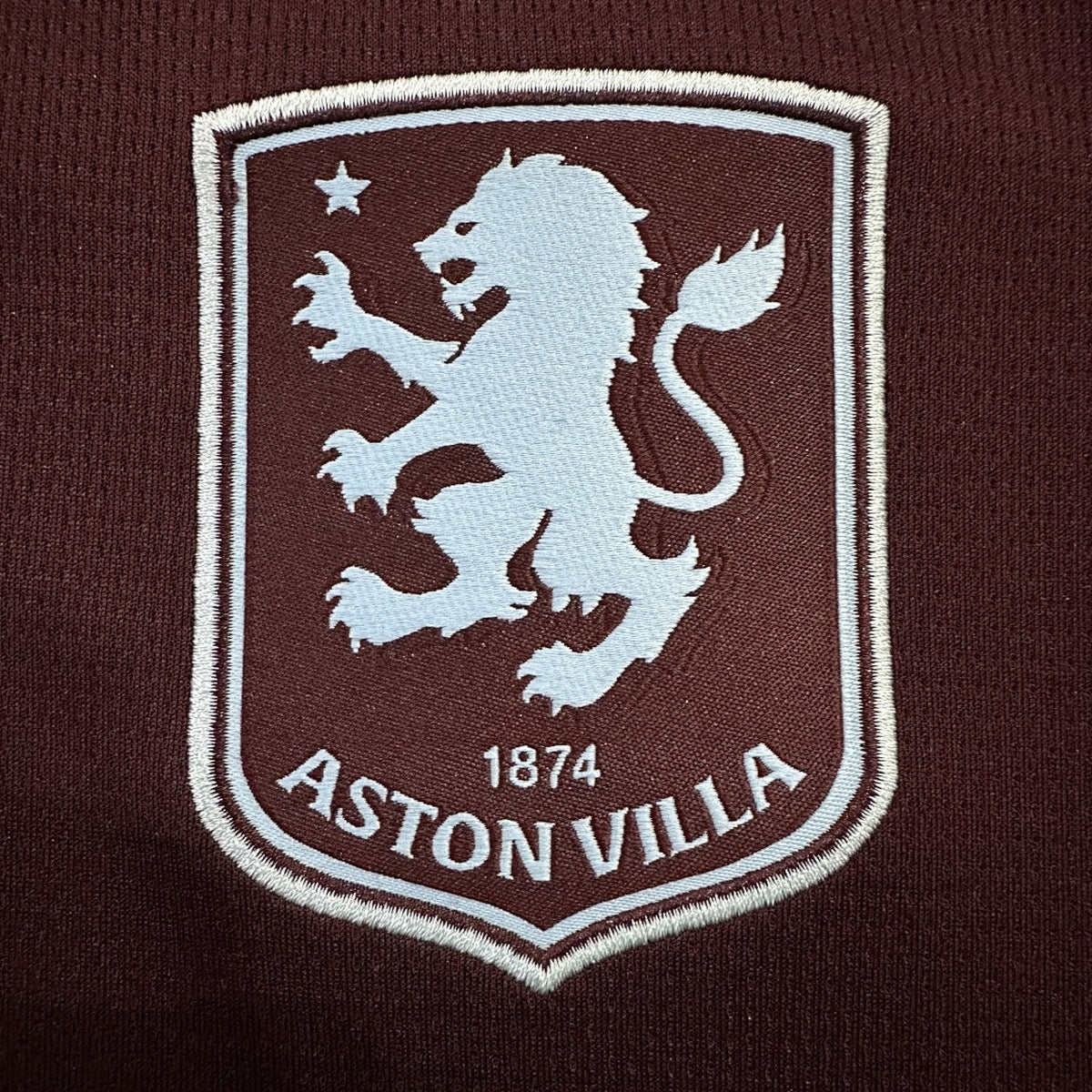Jersey Aston Villa 2026-27 Local, foto 4 de 8