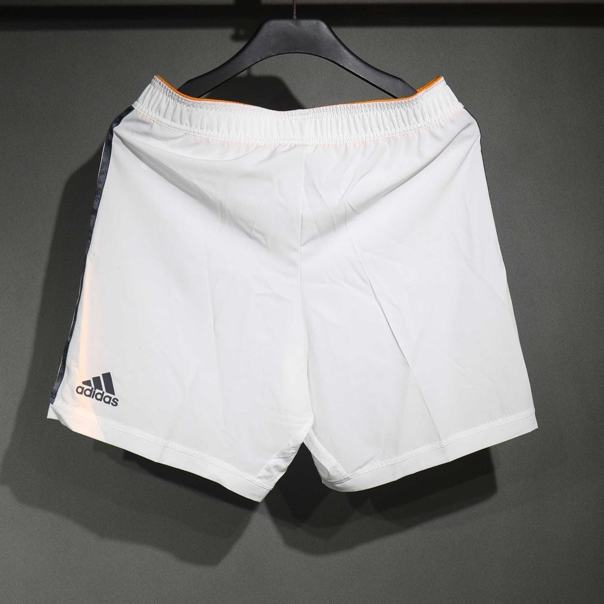 Short Real Madrid adidas 2013/14 Local blanco, foto 2 de 5