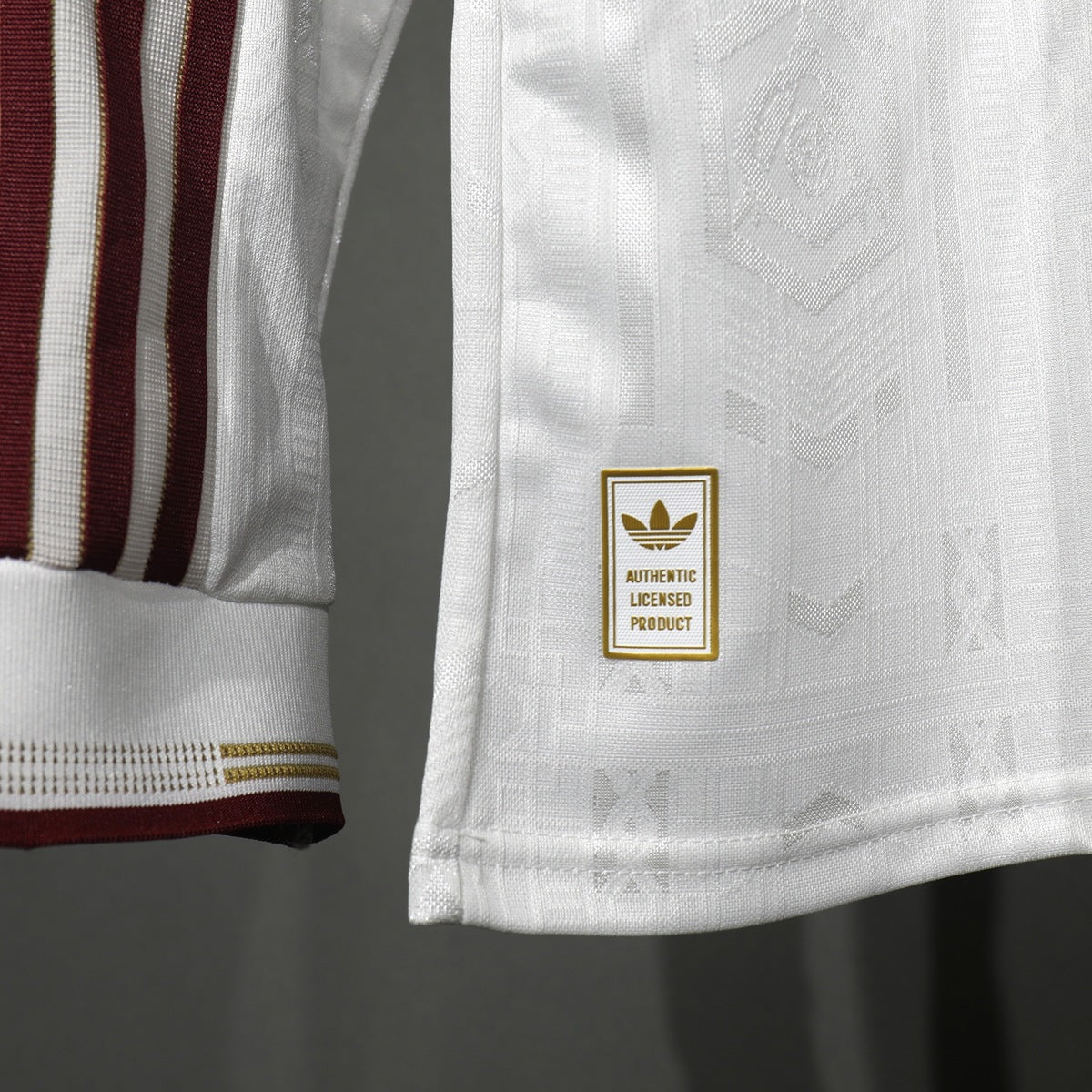 Jersey Arsenal 2025-26 Tercero blanco, foto 5 de 6
