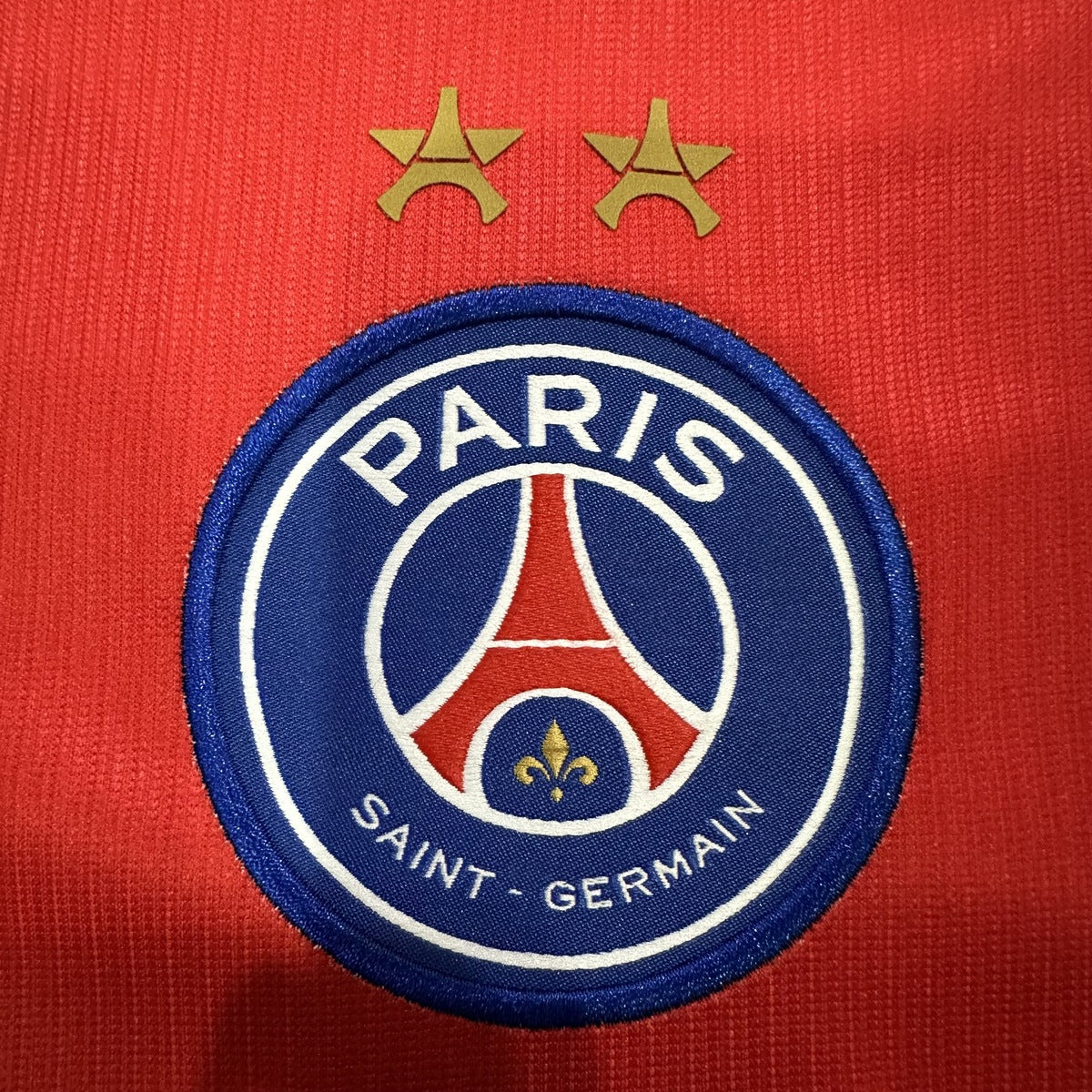 Jersey Paris Saint-Germain 2026-27 Local 2 Estrellas rojo, foto 4 de 8