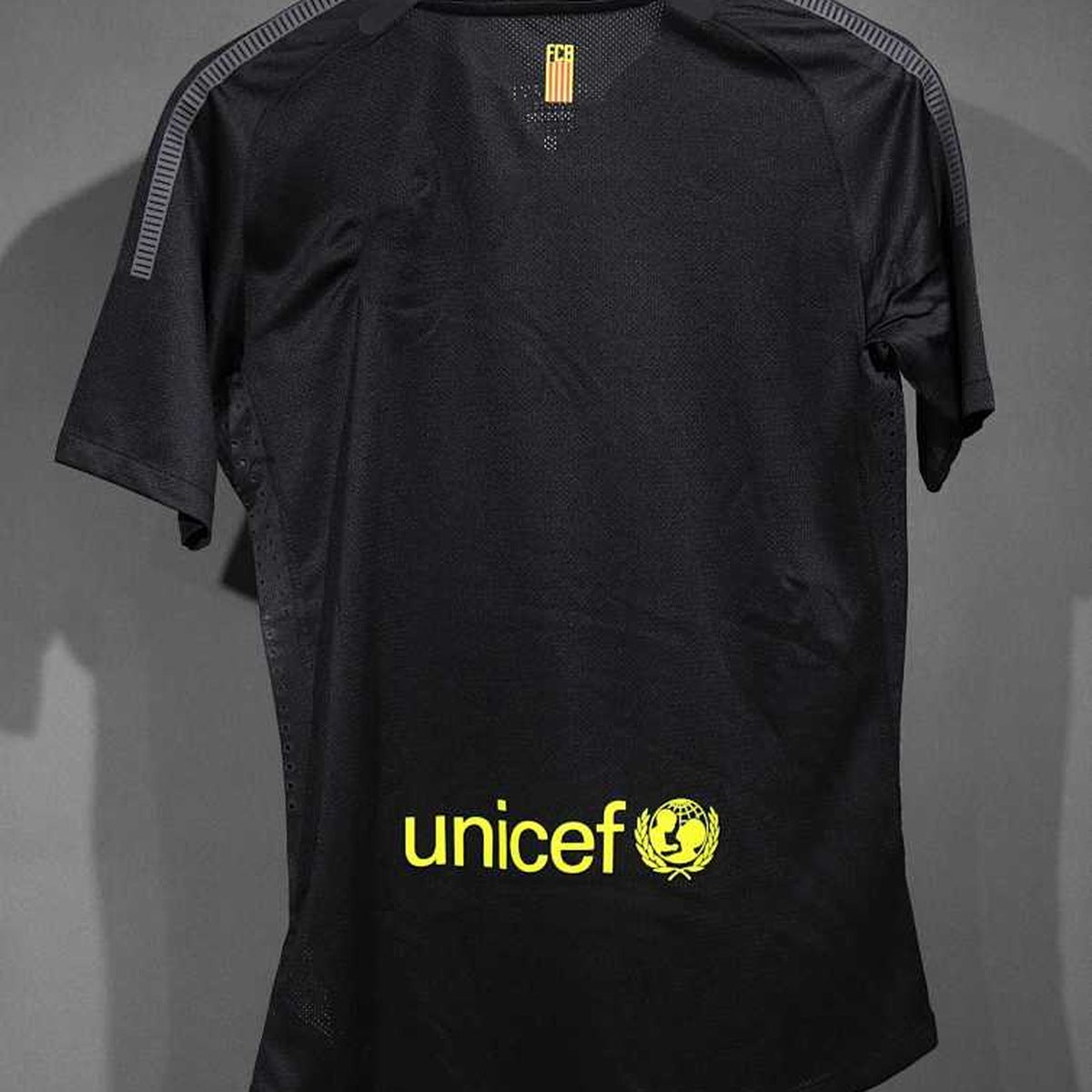 Jersey FC Barcelona 2011-12 Visitante negro, foto 2 de 6