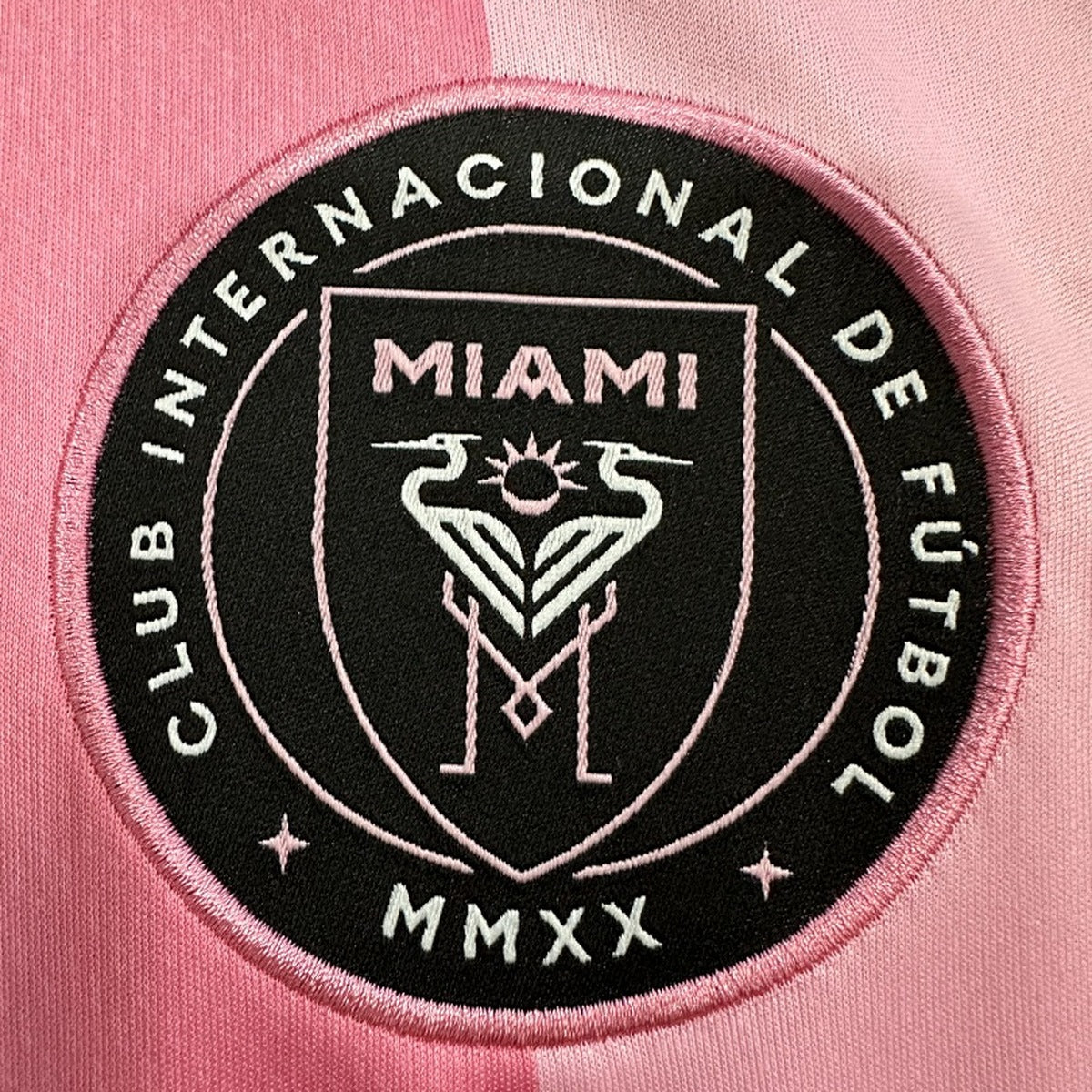 Jersey Inter Miami 2025-26 Local rosa, foto 4 de 6