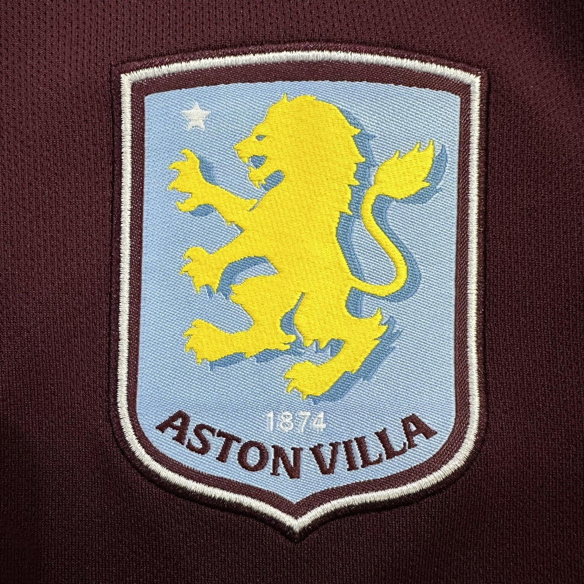 Jersey Aston Villa 2025-26 Local, foto 4 de 8