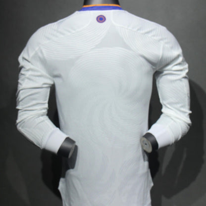 Jersey Real Madrid 2021-22 Local blanco, foto 2 de 10