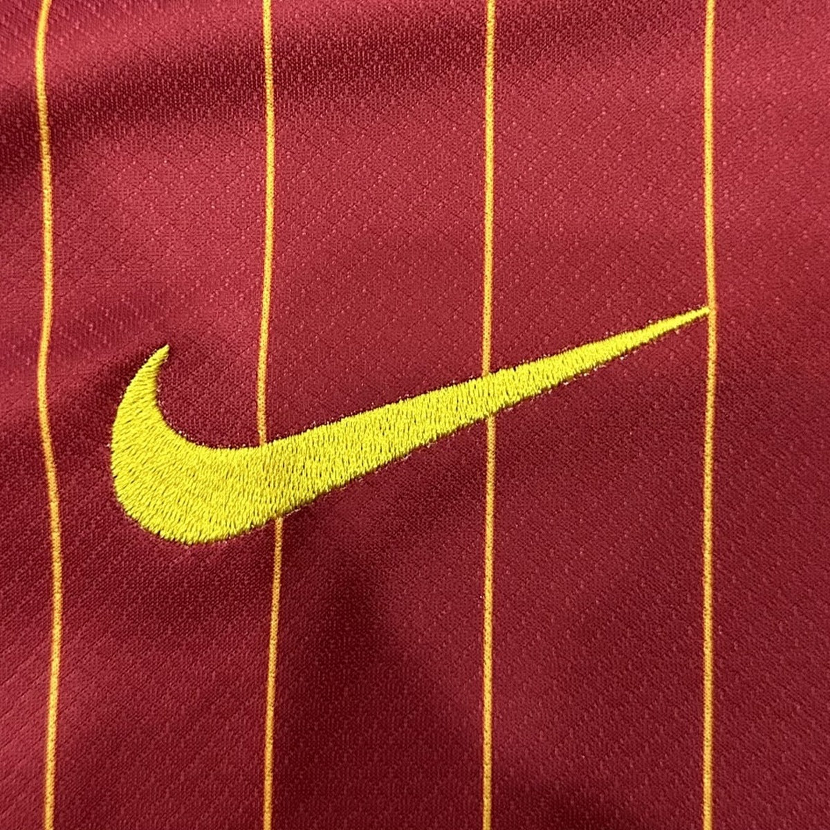 Jersey Liverpool 2024-25 Local rojo, foto 4 de 6