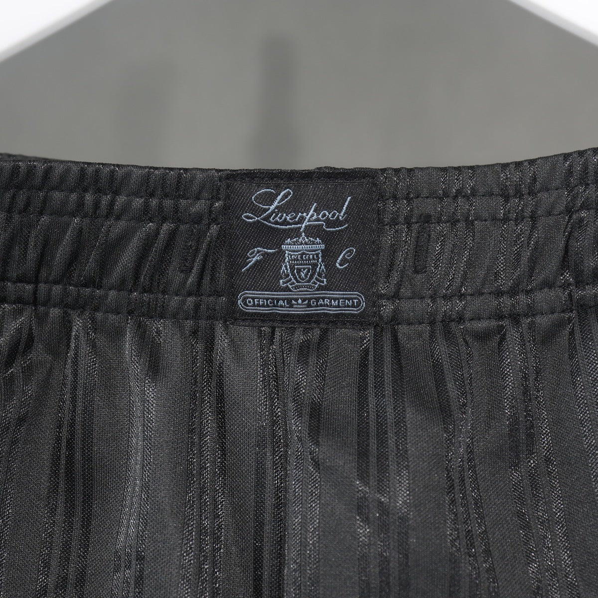 Short Liverpool adidas Retro 2026 Negro, foto 5 de 5