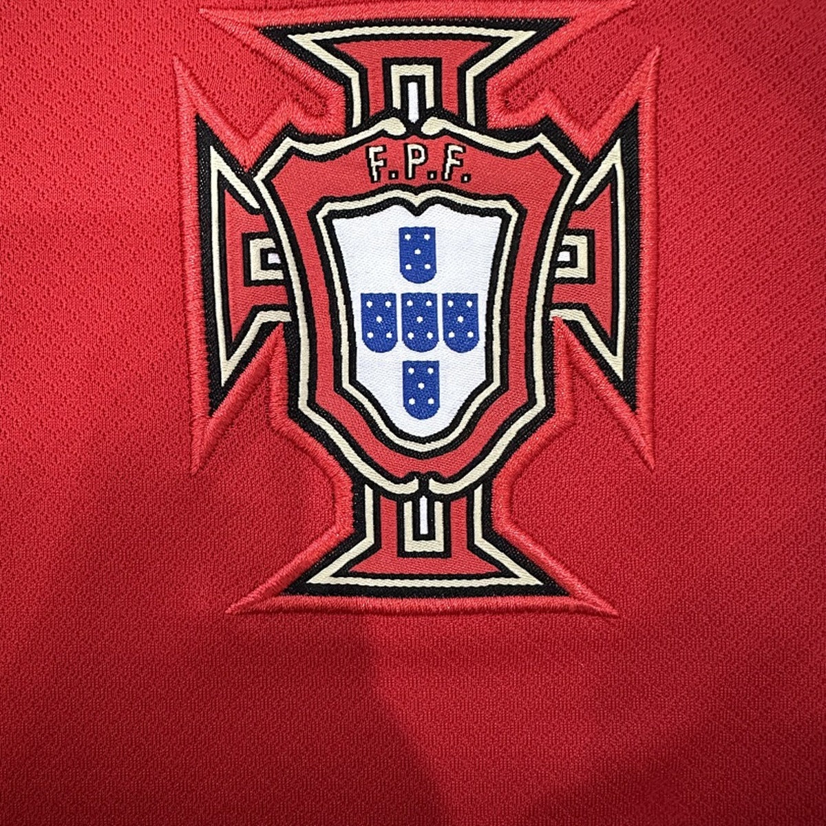 Jersey Portugal 2024 Local rojo, foto 4 de 9