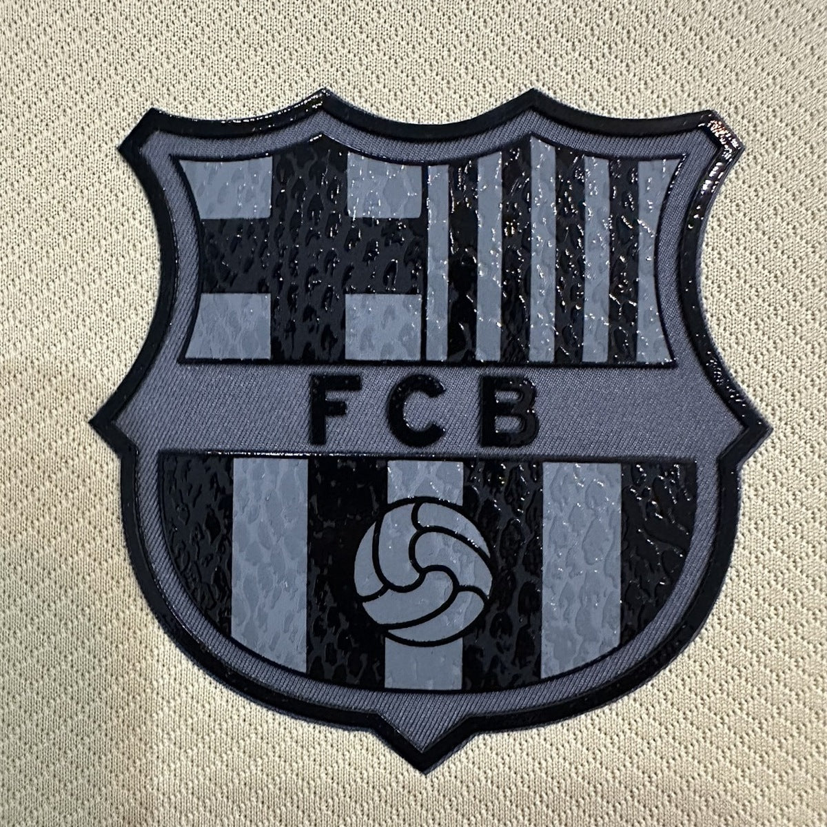Jersey FC Barcelona 2025-26 Visitante beige, foto 4 de 7