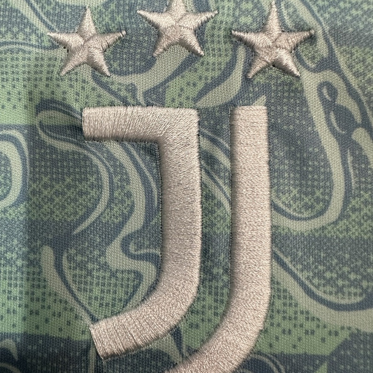 Jersey Juventus 2025-26 Visitante verde, foto 4 de 6