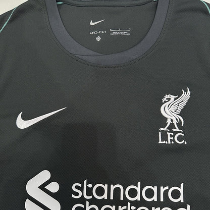 Jersey Liverpool 2024-25 Visitante negro, foto 4 de 7