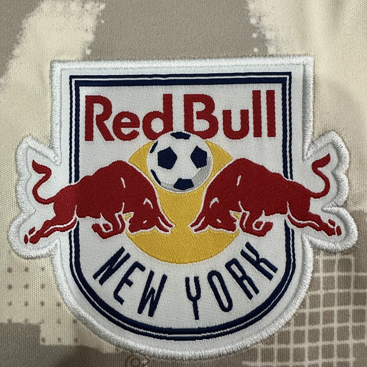 Jersey New York Red Bulls 2025-26 Visitante beige, foto 4 de 6