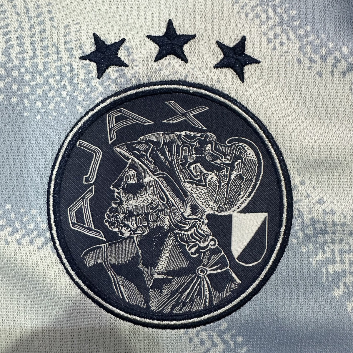 Jersey Ajax 2026-27 Visitante azul, foto 4 de 8