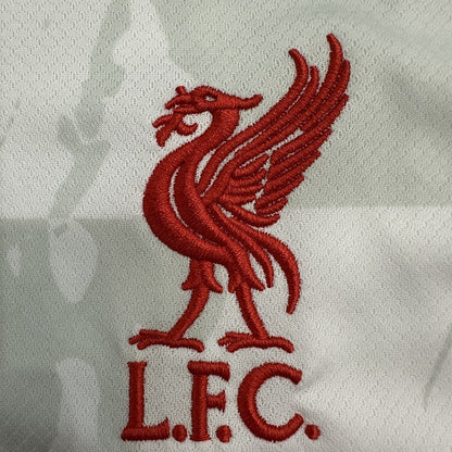 Jersey Liverpool 2024-25 Tercero blanco, foto 4 de 7