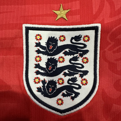 Jersey Inglaterra 2026 Visitante rojo, foto 5 de 10