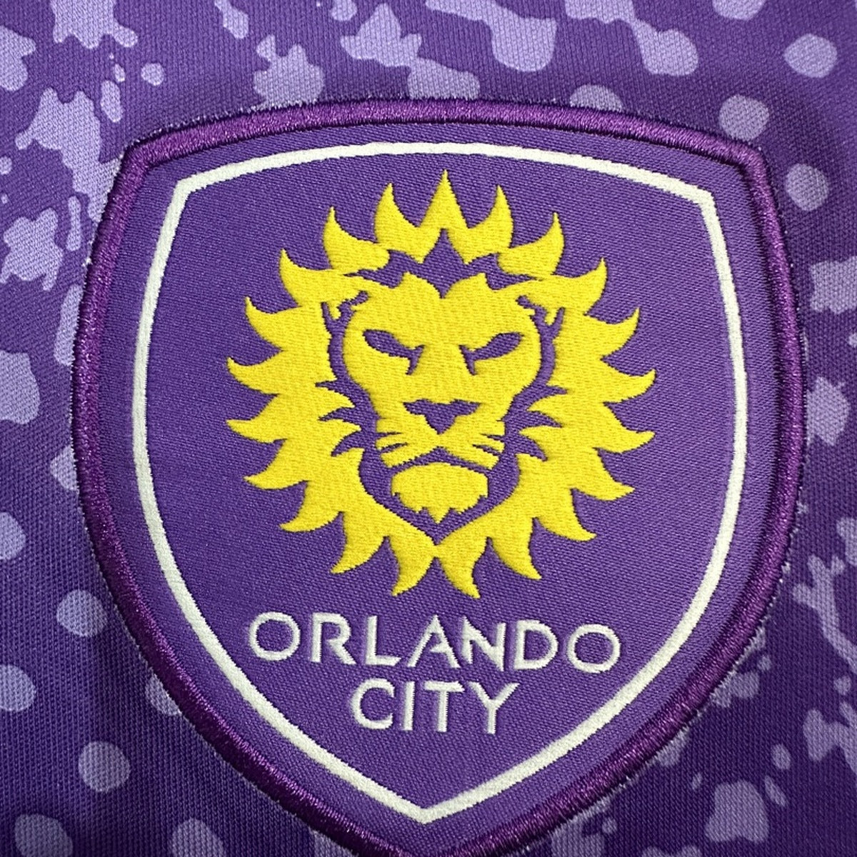 Jersey Orlando City 2025-26 Local morado, foto 4 de 6