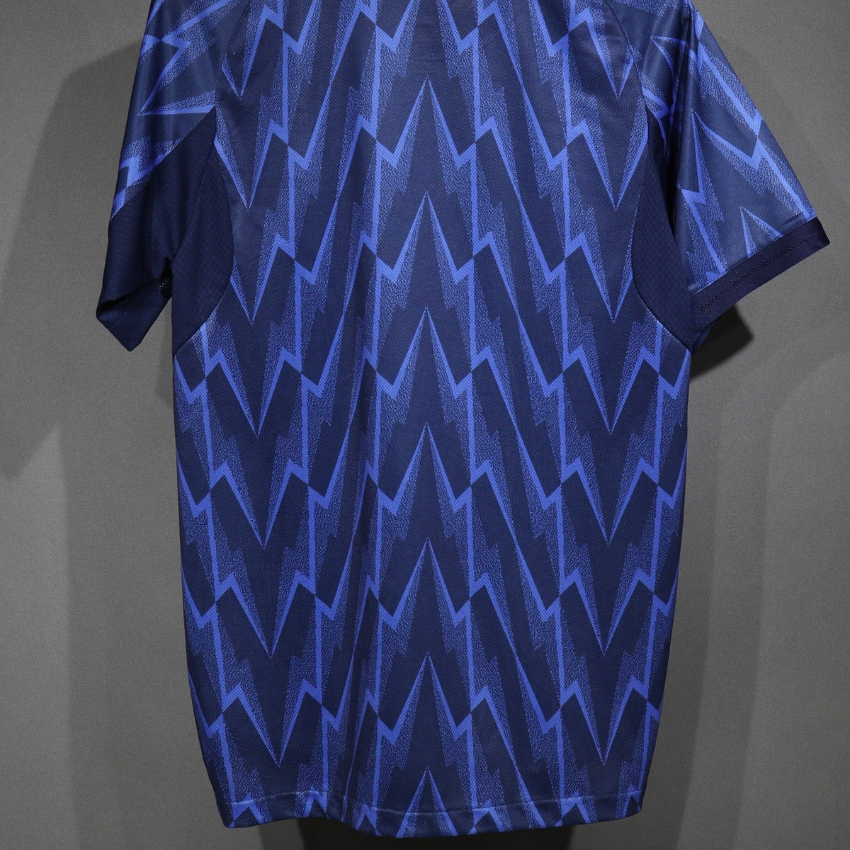 Jersey Arsenal 2025-26 Visitante azul marino, foto 2 de 6