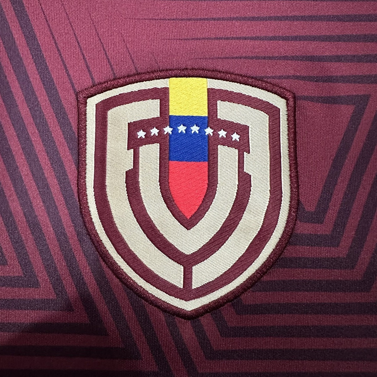 Jersey Venezuela 2026 Local rojo, foto 5 de 9