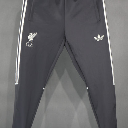Conjunto Liverpool adidas Retro 2026 Negro, foto 4 de 8