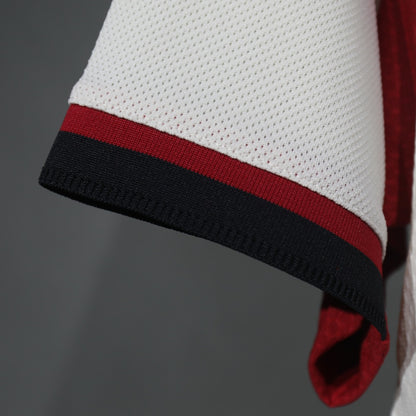 Jersey Liverpool 2025-26 Visitante blanco, foto 4 de 8