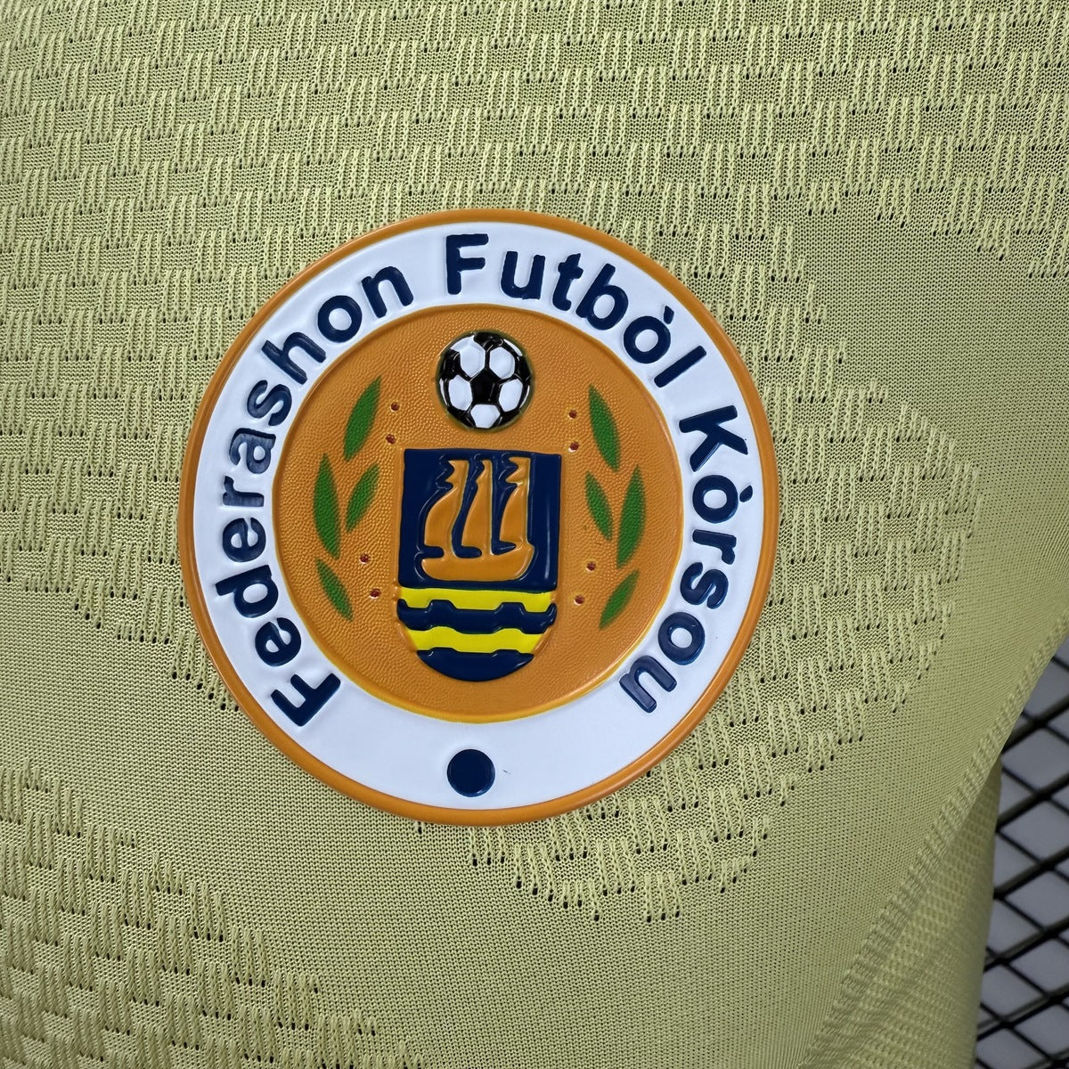 Jersey Curazao 2026 Visitante amarillo, foto 6 de 10