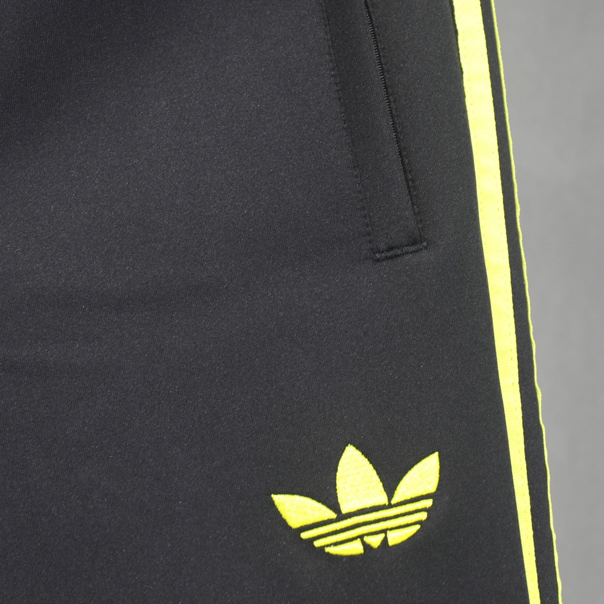 Conjunto Manchester United adidas 2026 Negro, foto 5 de 12