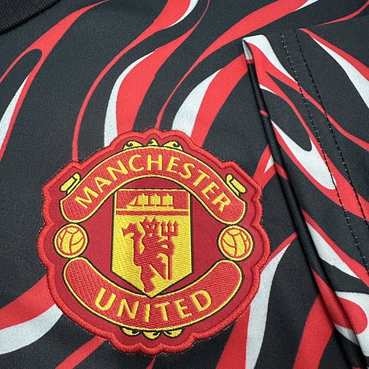 Playera de Entrenamiento Manchester United adidas 2025 Negra negro, foto 5 de 5