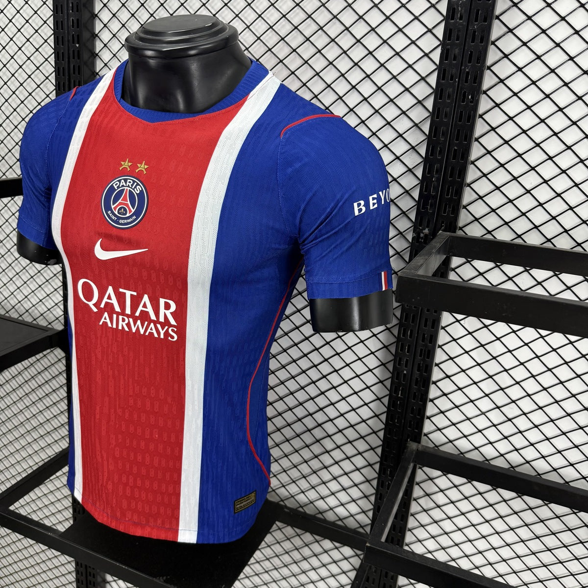 Jersey Paris Saint-Germain 2026-27 Local rojo, foto 6 de 9