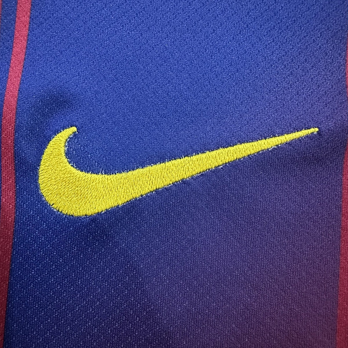 Jersey FC Barcelona 2025-26 Local rojo, foto 5 de 8