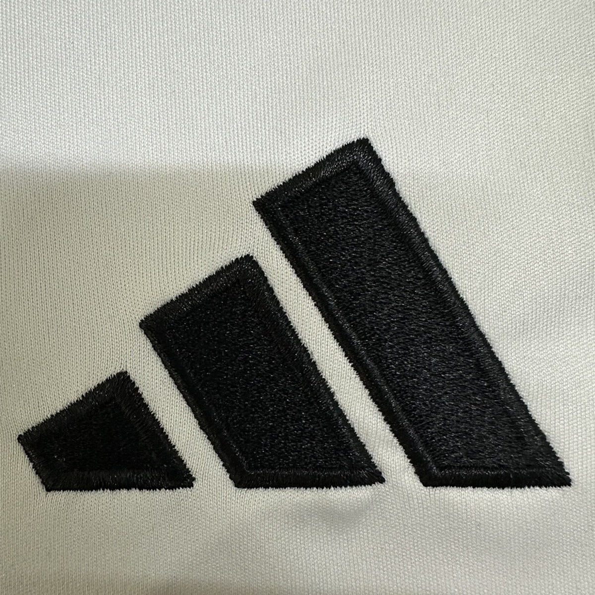 Jersey Newcastle United 2024-25 Local blanco, foto 5 de 7