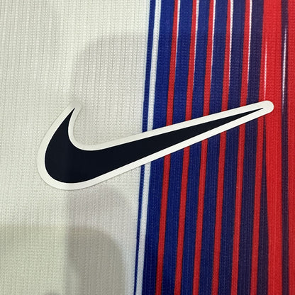 Jersey Paris Saint-Germain 2026-27 Visitante 2 Estrellas blanco, foto 5 de 8