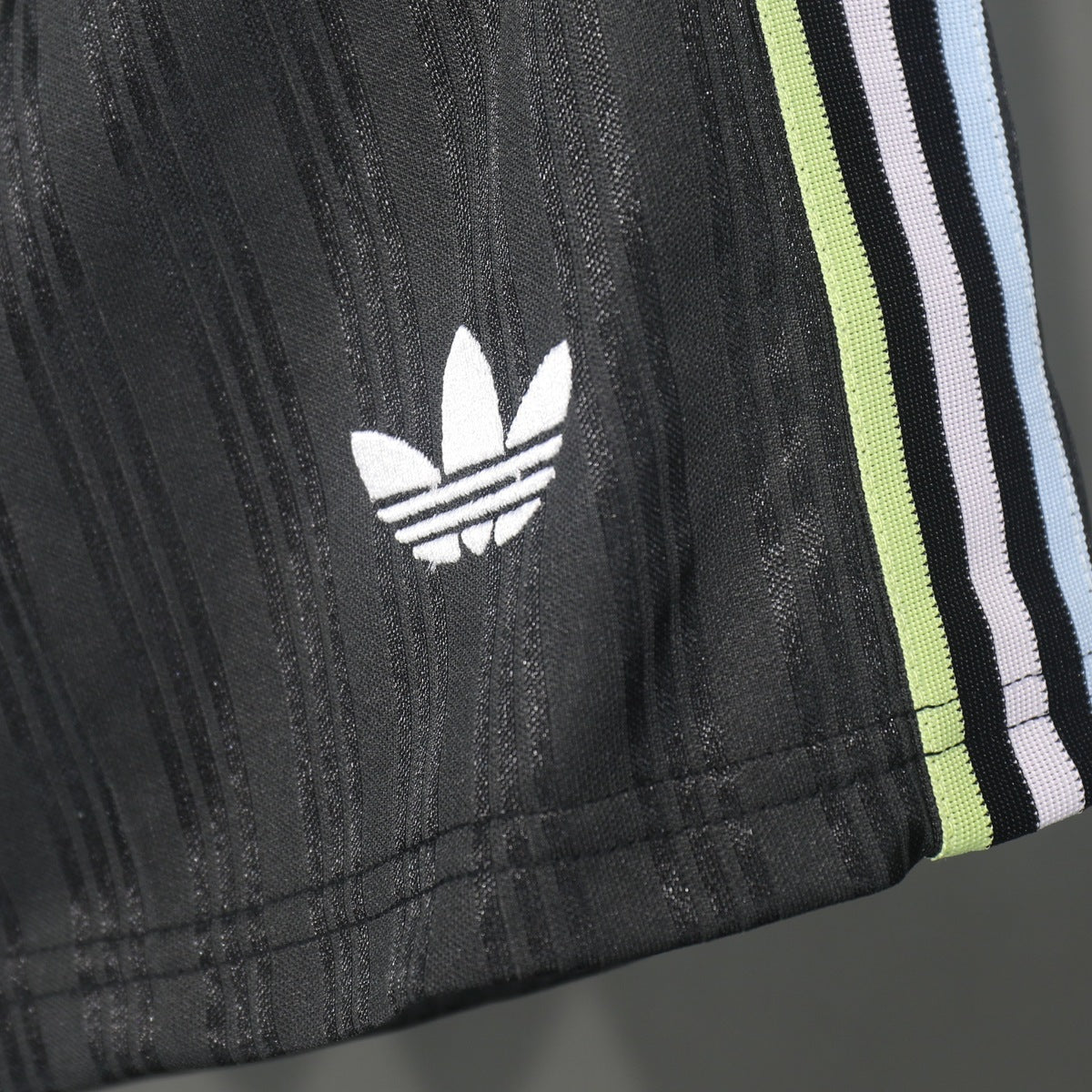 Short Japón adidas Retro 2026 Negro, foto 4 de 5