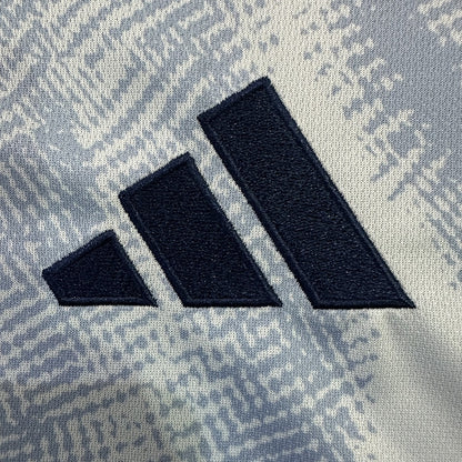 Jersey Ajax 2026-27 Visitante azul, foto 5 de 8