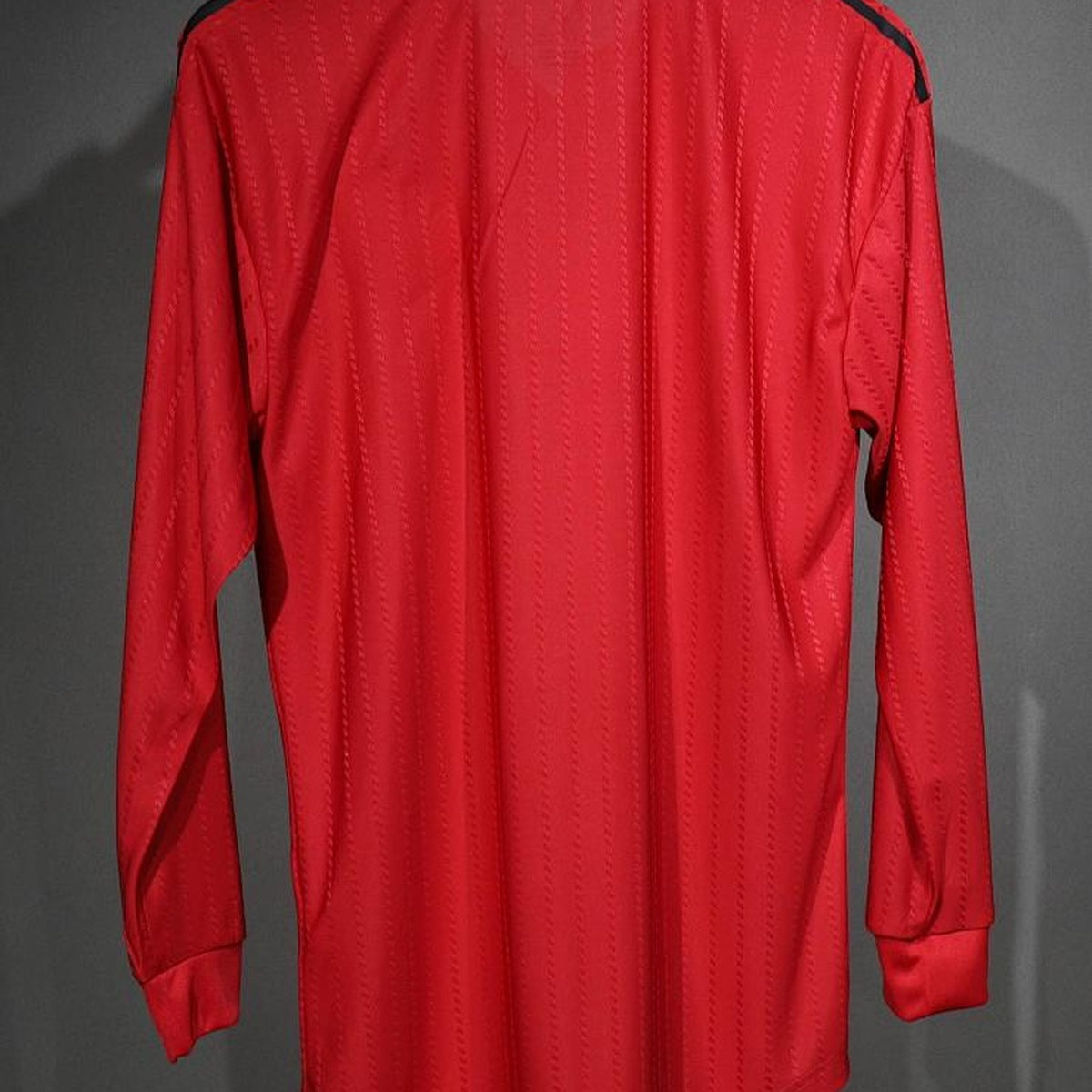 Jersey Manchester United 2022-23 Local rojo, foto 2 de 8