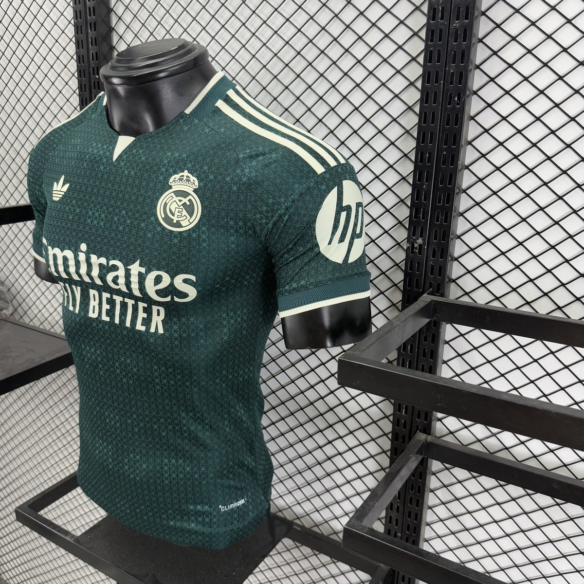 Jersey Real Madrid 2026-27 Visitante verde, foto 6 de 9