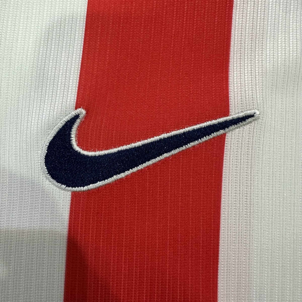 Jersey Chivas Guadalajara 2026-27 Local blanco, foto 5 de 8